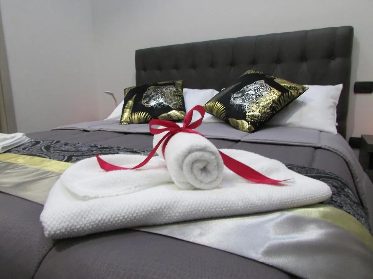 Attico 53 Camere Verona Guest house