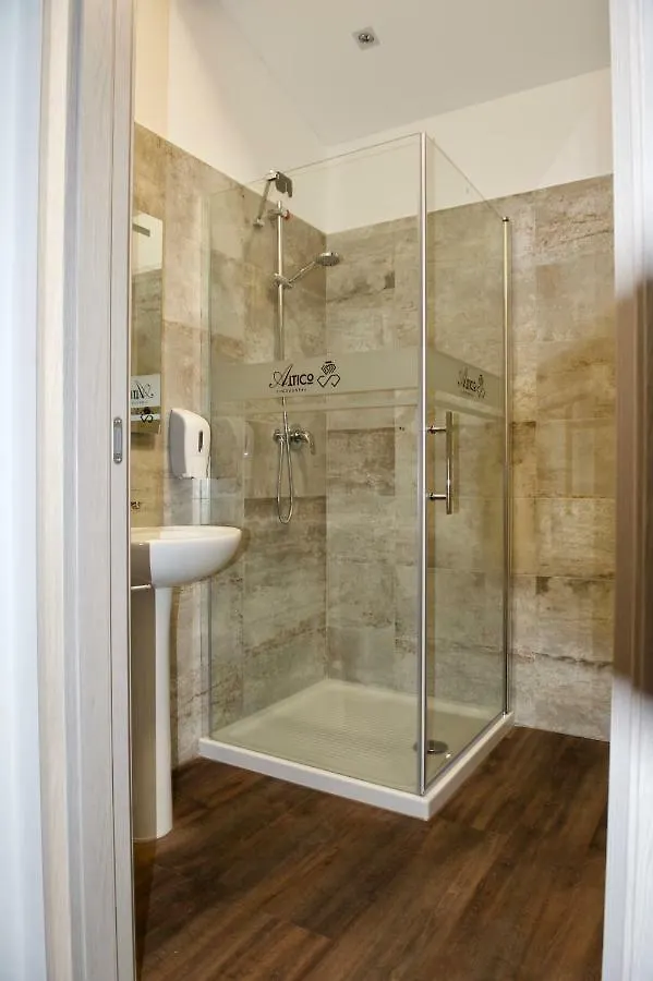 Attico 53 Camere Verona Italy